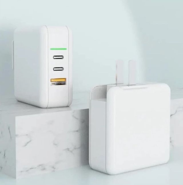 generico-alimentatore-ultra-rapido-65w-usb-compatibile-con-iphone-samsung